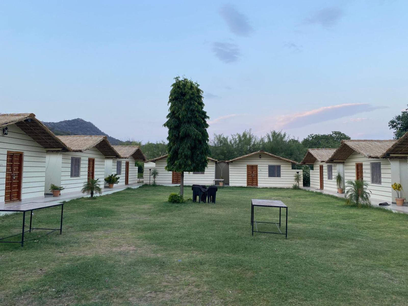 Amar Bagh Resort Пушкар Екстериор снимка